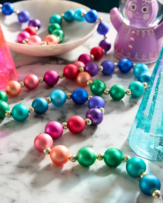 Satin Ball Garland, 10"